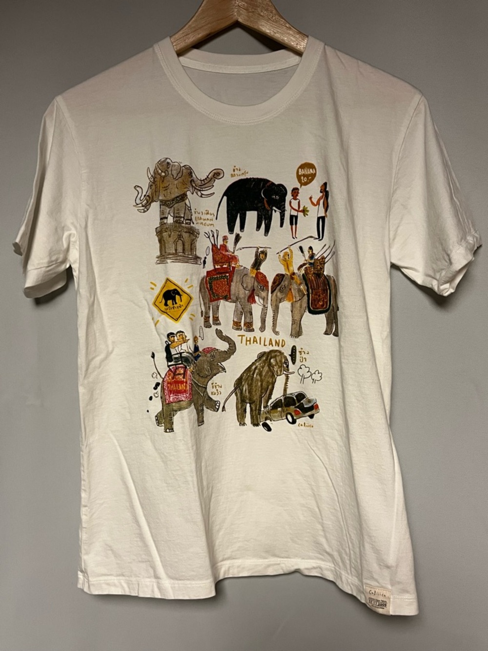 Thailand Elephant Graphic Tee - Caliiico
